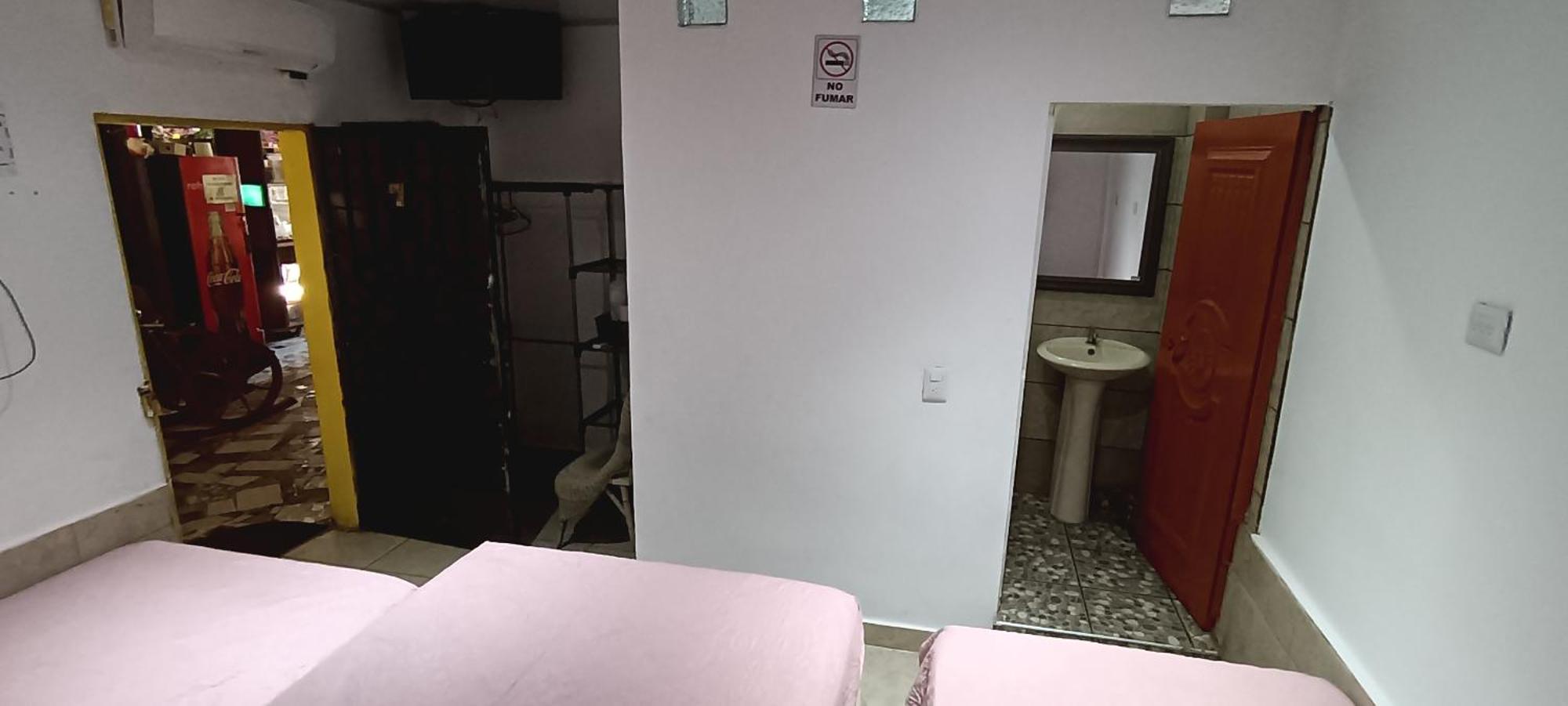 Hostal Santa Marta La Unión Zewnętrze zdjęcie